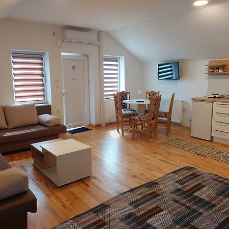 Pacir Apartment M&M מראה חיצוני תמונה