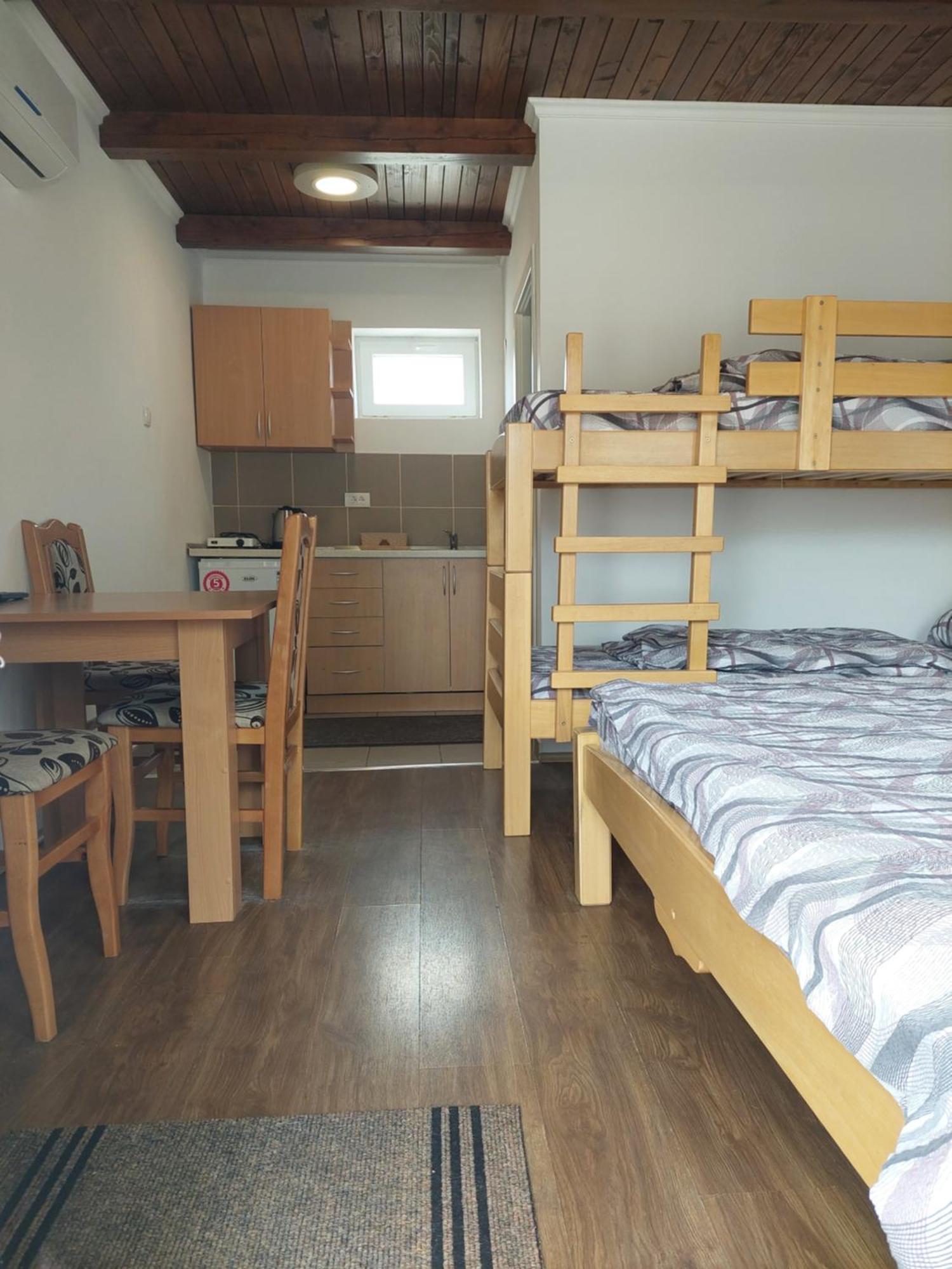 Pacir Apartment M&M מראה חיצוני תמונה